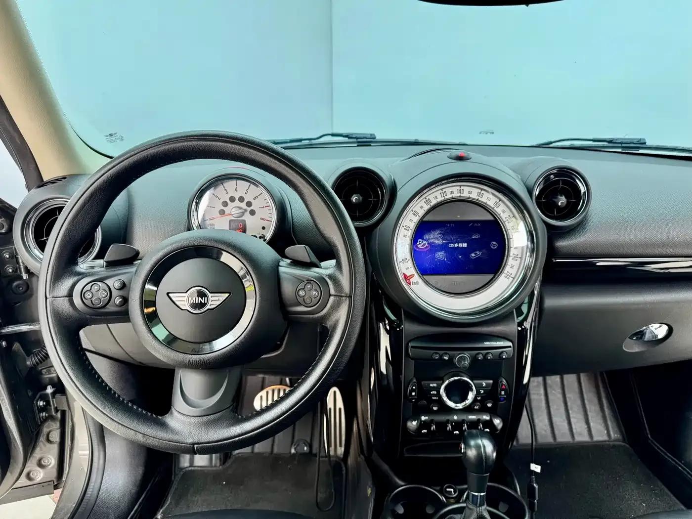 2013 MINI PACEMAN 1.6T COOPER S ALL4 — миниатюра 15