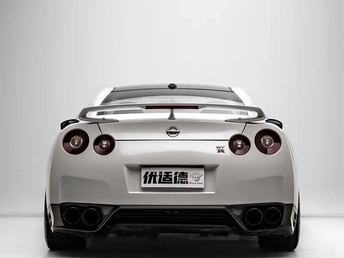 2010 Nissan GT-R 3.8T Premium Edition — миниатюра 7