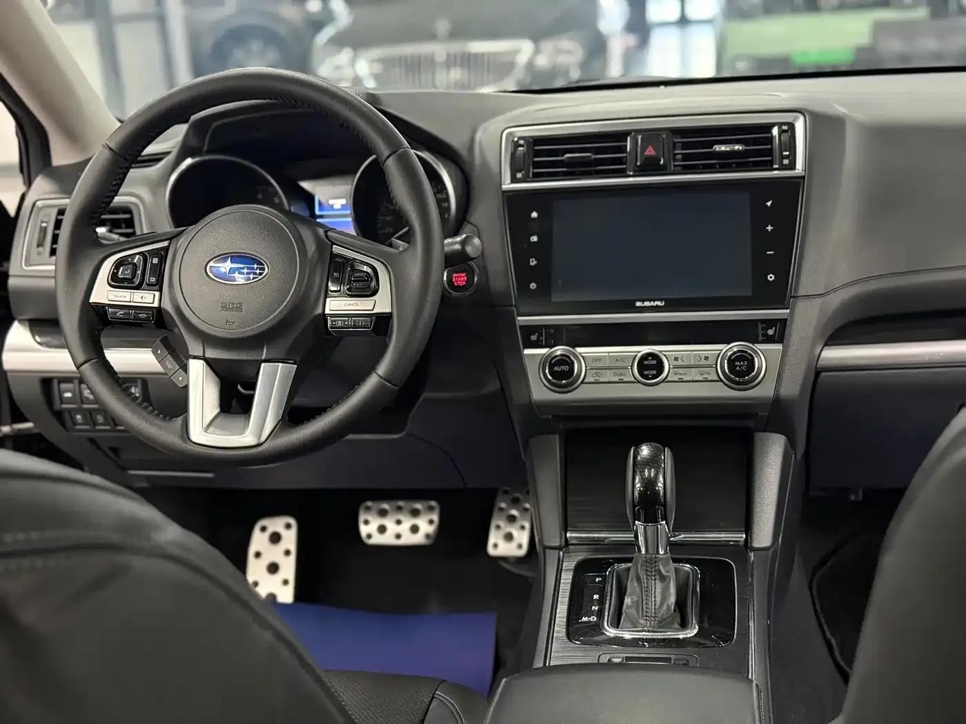 Legacy 2016 2.5i AWD Glory Edition — миниатюра 13