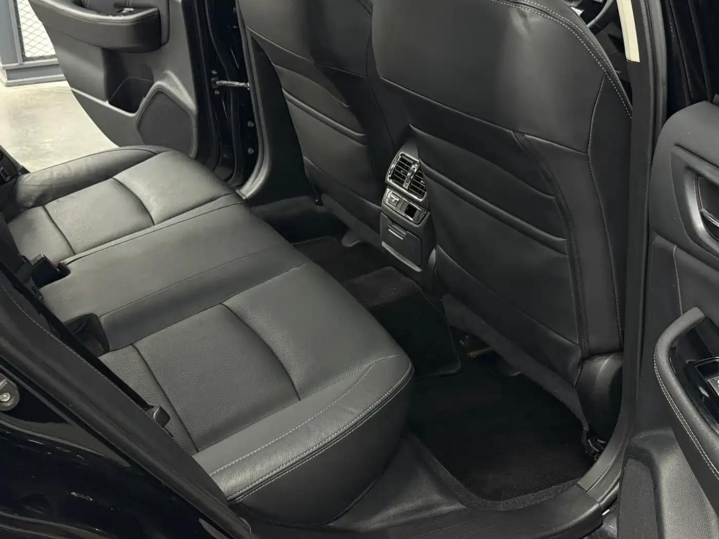 Legacy 2016 2.5i AWD Glory Edition — миниатюра 17