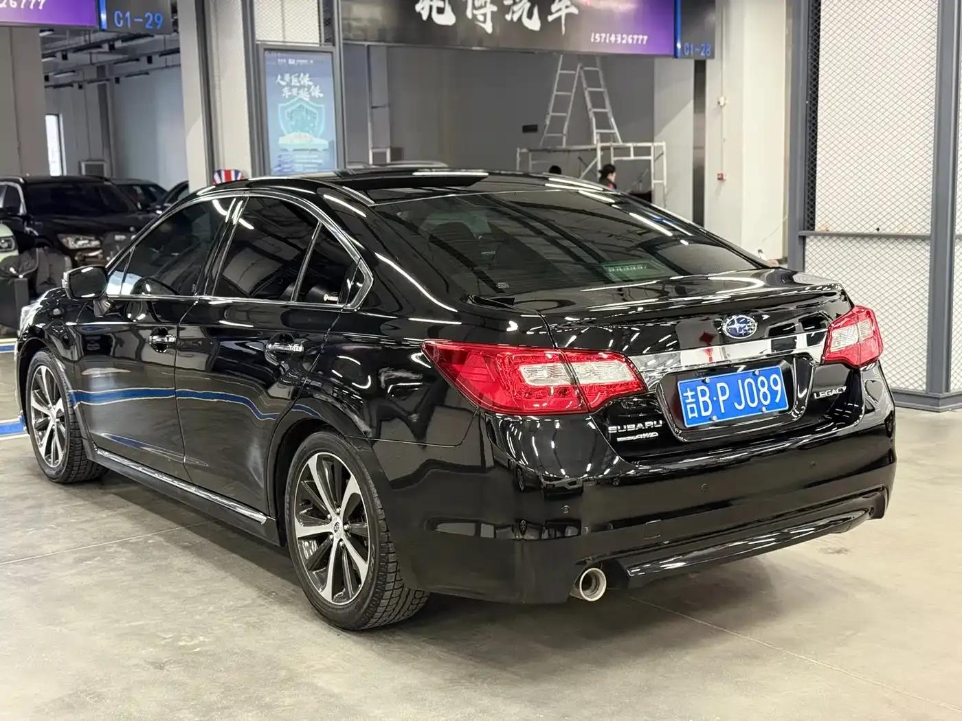 Legacy 2016 2.5i AWD Glory Edition — миниатюра 4