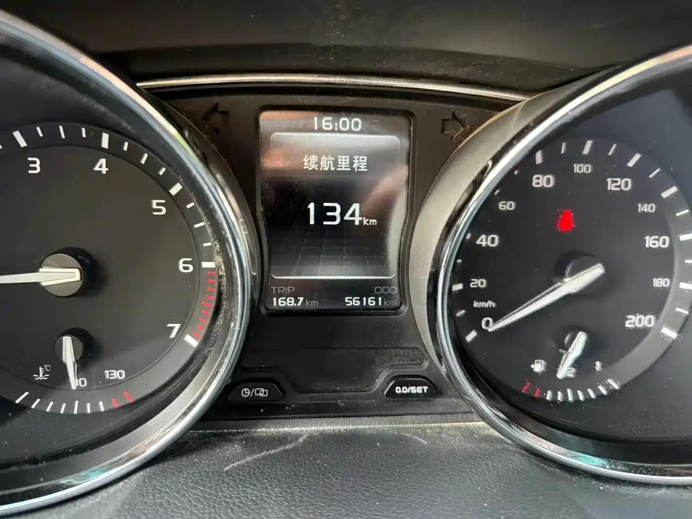 TAGA 2021 1.8T Gasoline Manual 2WD Luxury Standard Wheelbase CE18 — миниатюра 10