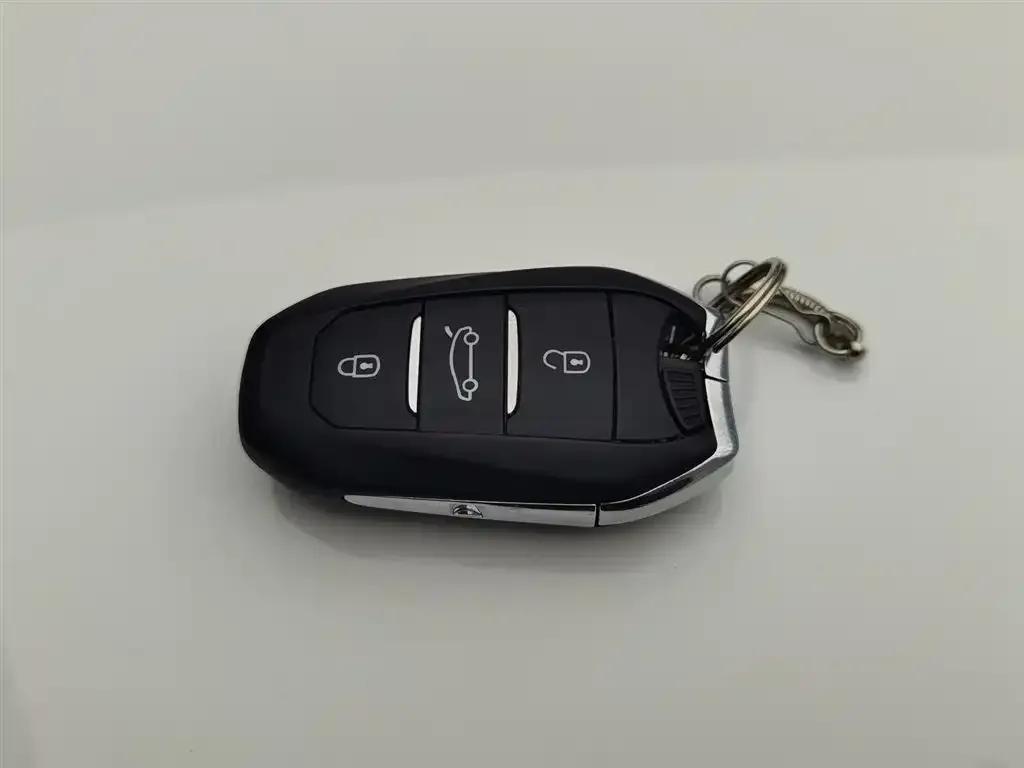 2018 C4 AIRCROSS 350THP Automatic Internet Premium Edition — миниатюра 19