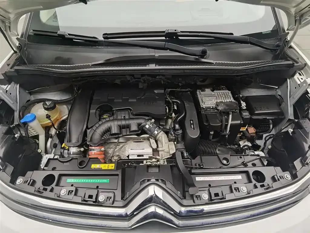 2018 C4 AIRCROSS 350THP Automatic Internet Premium Edition — миниатюра 6