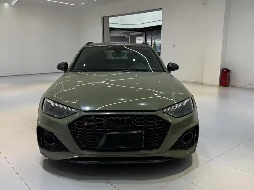 2022 Audi RS 4 RS4 Avant Obsidian Edition — миниатюра 2