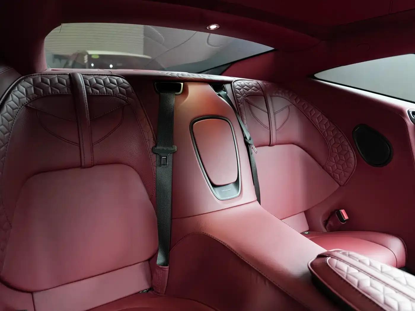 2019 Aston Martin DBS Superleggera V12 Coupe — миниатюра 12