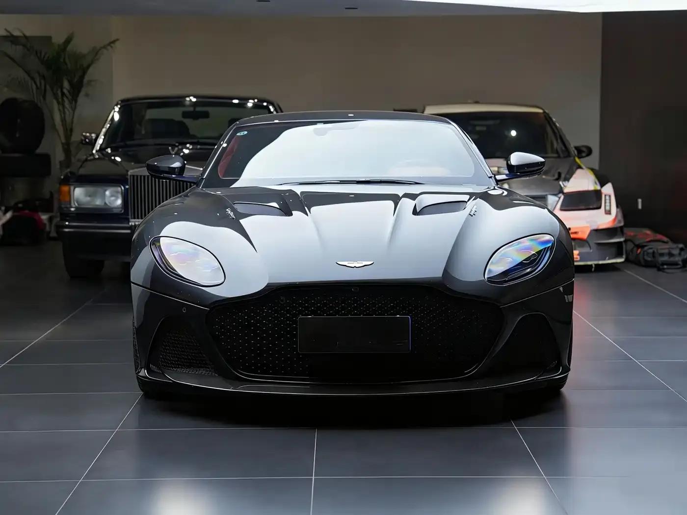 2019 Aston Martin DBS Superleggera V12 Coupe — миниатюра 3