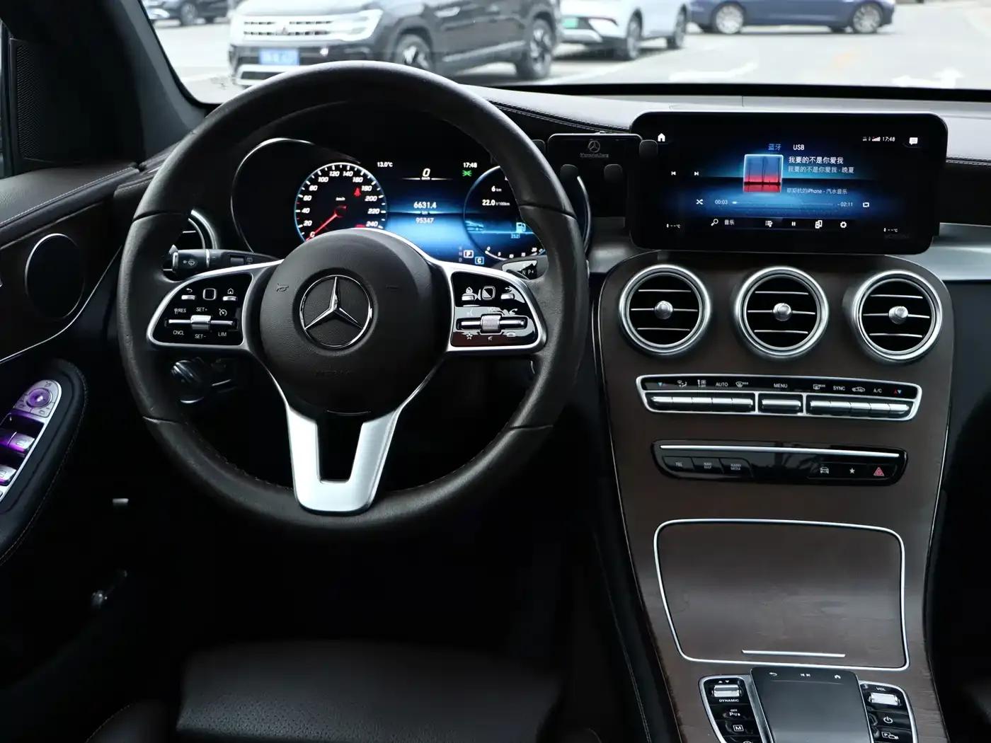 2020 Mercedes-Benz GLC 300 L 4MATIC Dynamic — миниатюра 13