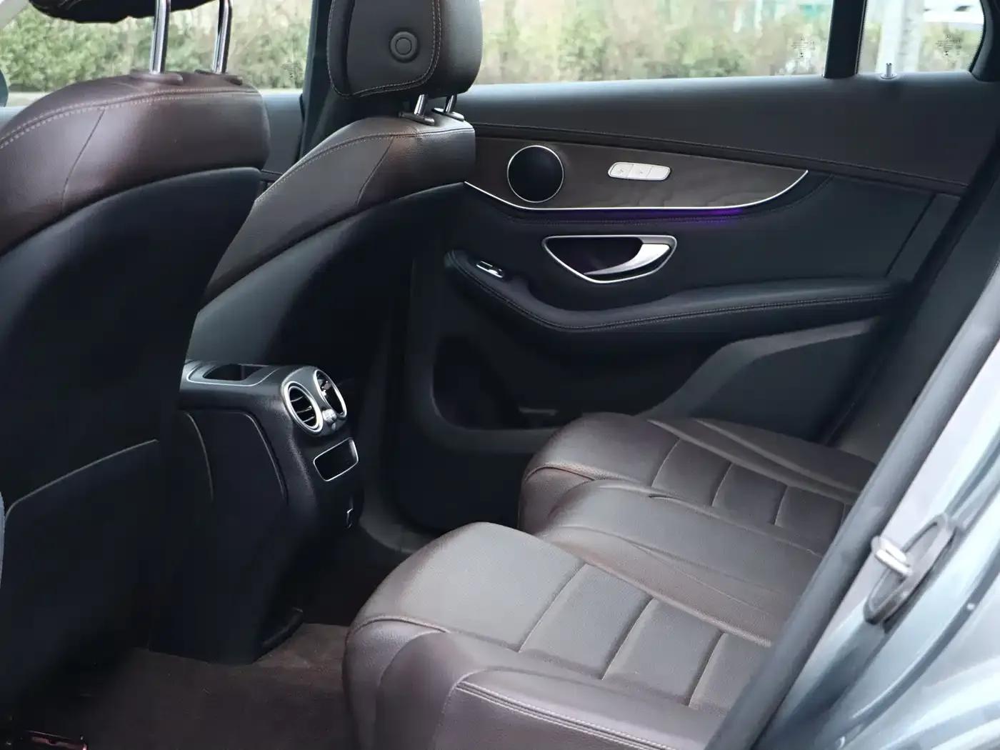 2020 Mercedes-Benz GLC 300 L 4MATIC Dynamic — миниатюра 10