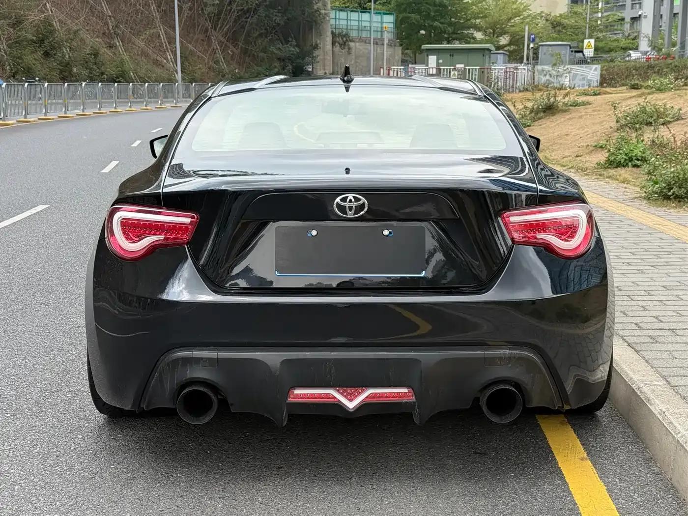 Toyota 86 2014 2.0L Manual Deluxe — миниатюра 14