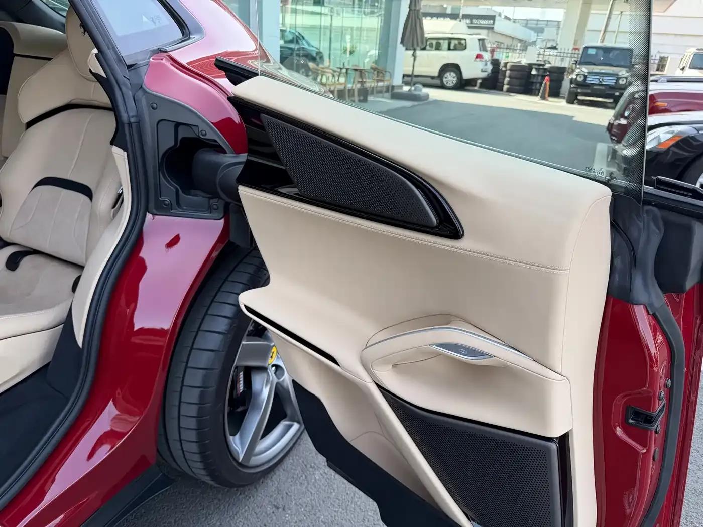 2023 Purosangue 6.5L V12 — миниатюра 9
