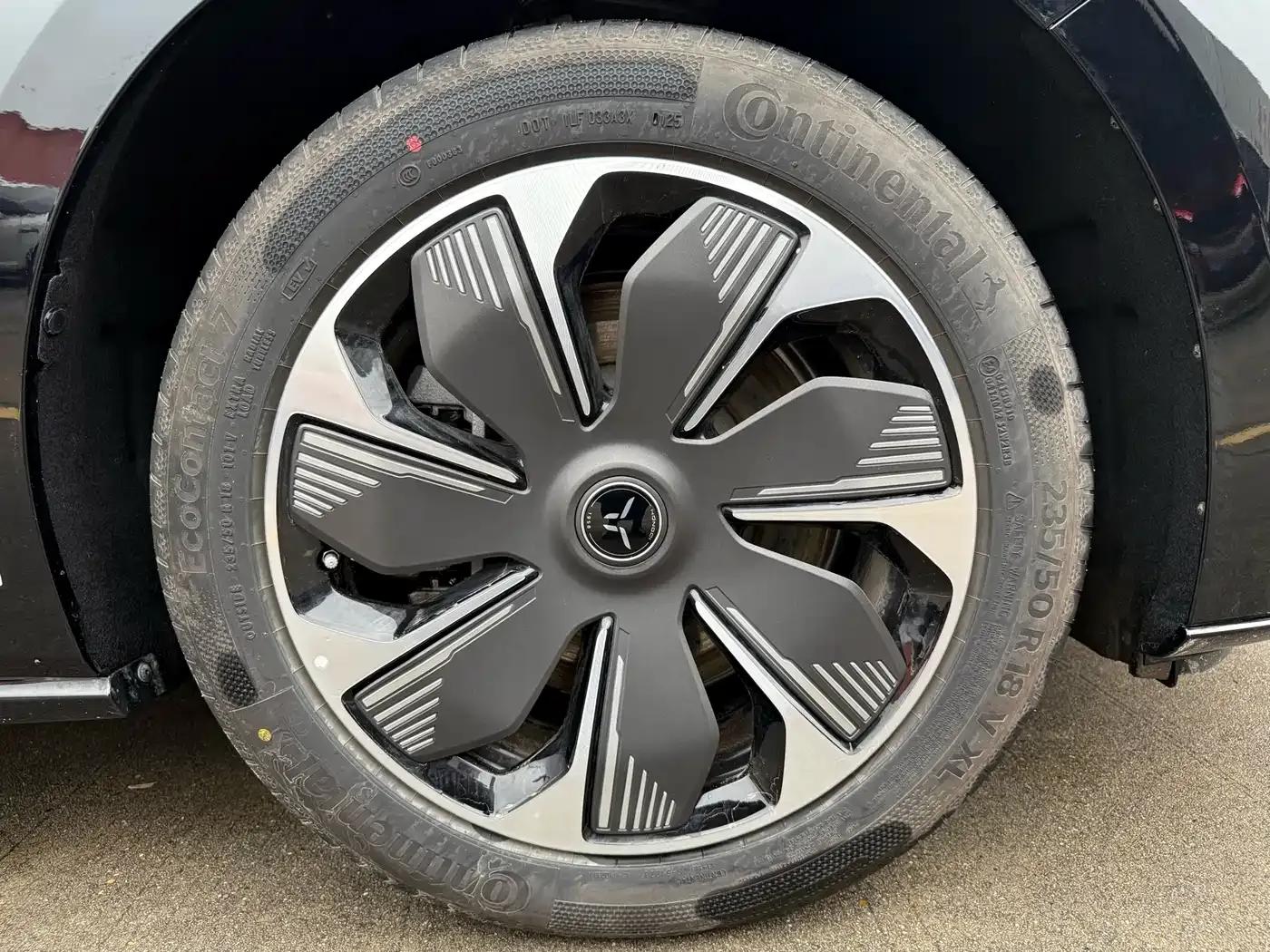 Hongqi Tiangong 05 2025 Model 550 Smart Selection Edition — миниатюра 13