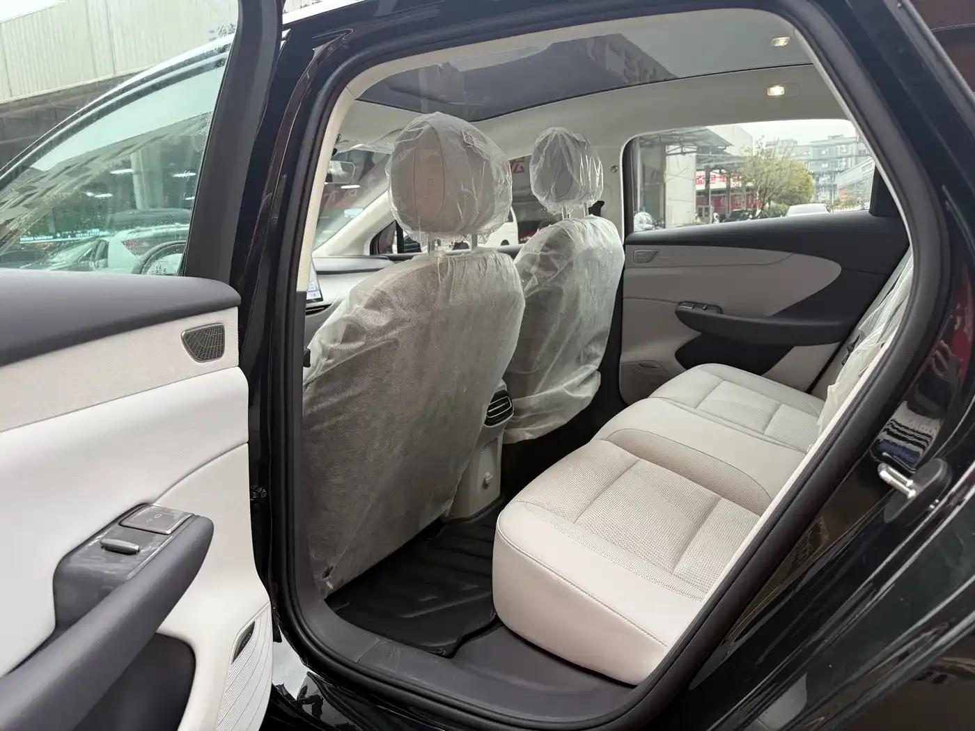 Hongqi Tiangong 05 2025 Model 550 Smart Selection Edition — миниатюра 26