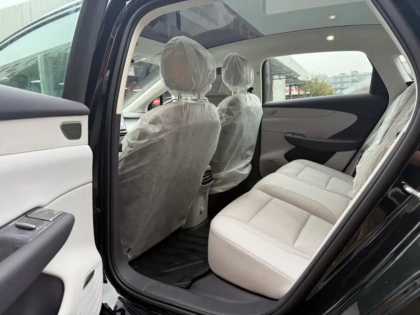 Hongqi Tiangong 05 2025 Model 550 Smart Selection Edition — миниатюра 28