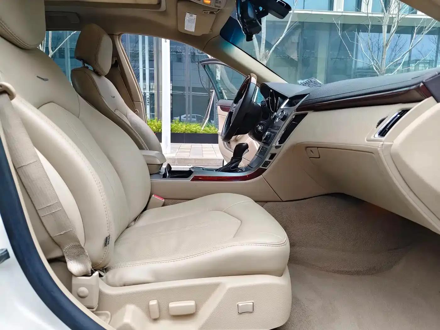 Cadillac CTS (Imported) 2009 2.8 Elite Sport Edition — миниатюра 8