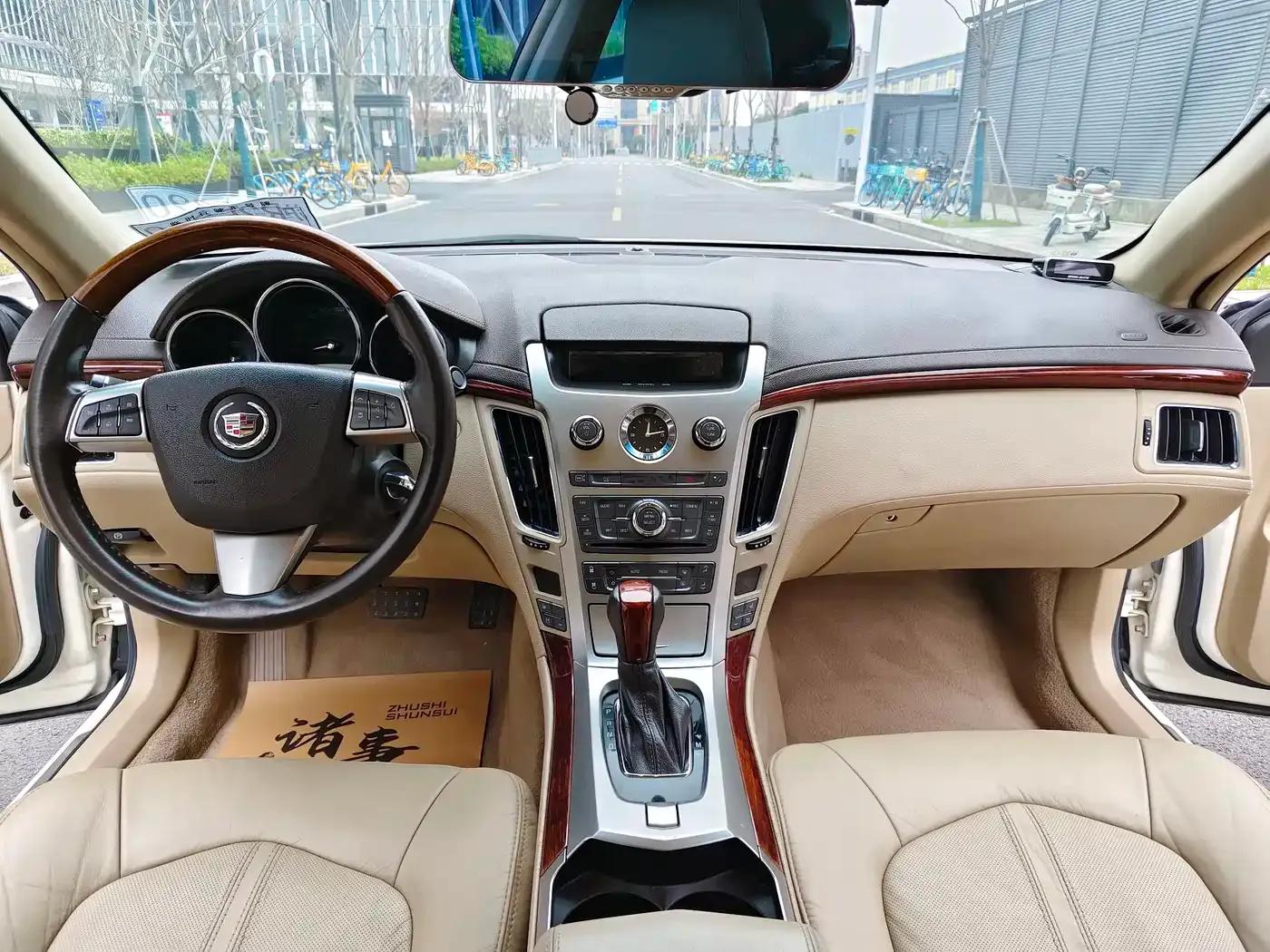 Cadillac CTS (Imported) 2009 2.8 Elite Sport Edition — миниатюра 9