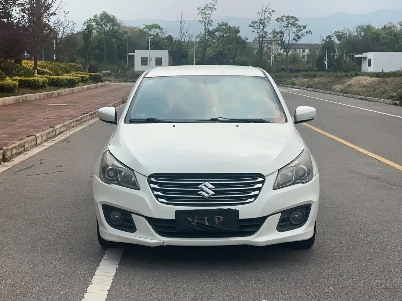 Ciaz 2015 1.6L Automatic Comfort Edition — миниатюра 2