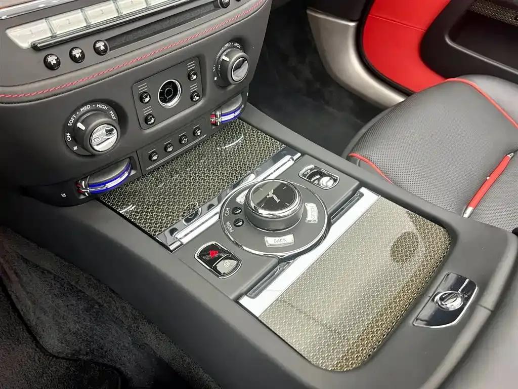 2018 Dawn 6.6T Black Badge — миниатюра 13