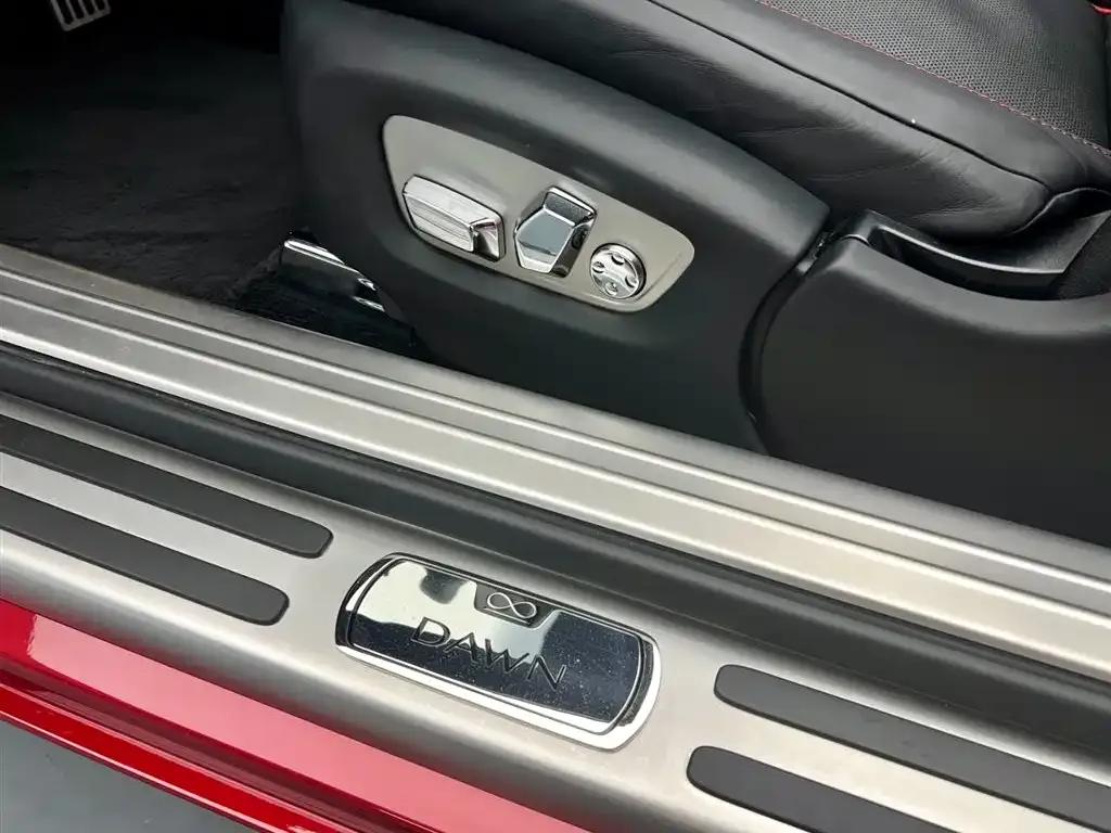 2018 Dawn 6.6T Black Badge — миниатюра 17