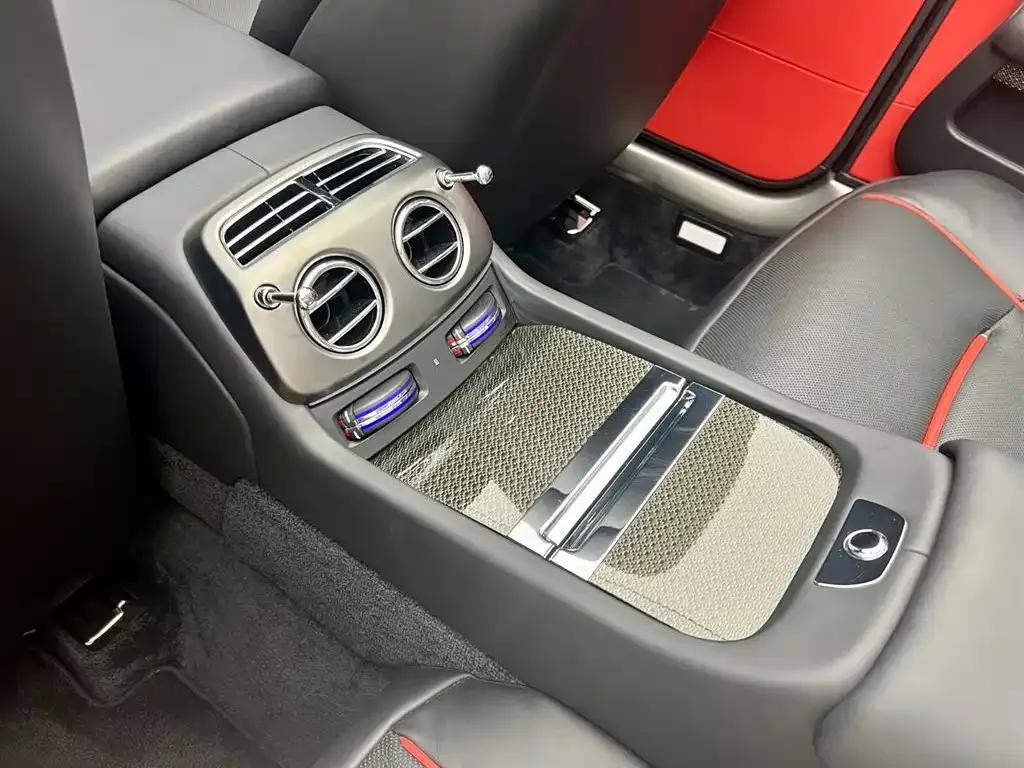 2018 Dawn 6.6T Black Badge — миниатюра 24