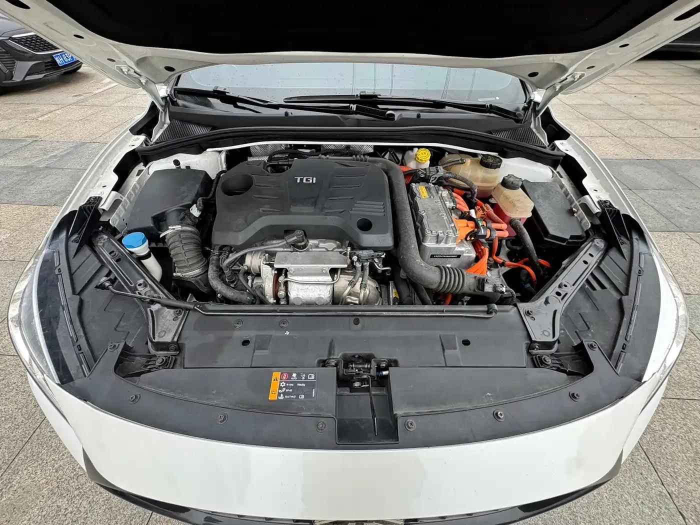 MG6 PHEV 2020 1.5T Hybrid Trophy Intelligent Driving Flagship Edition — миниатюра 21