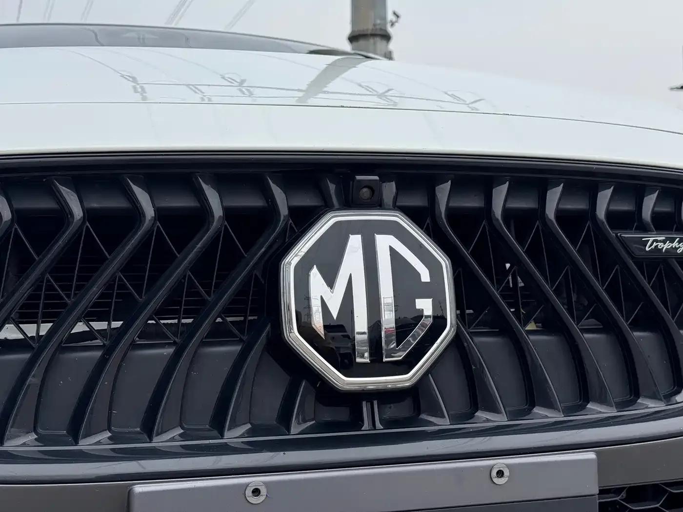 MG6 PHEV 2020 1.5T Hybrid Trophy Intelligent Driving Flagship Edition — миниатюра 22