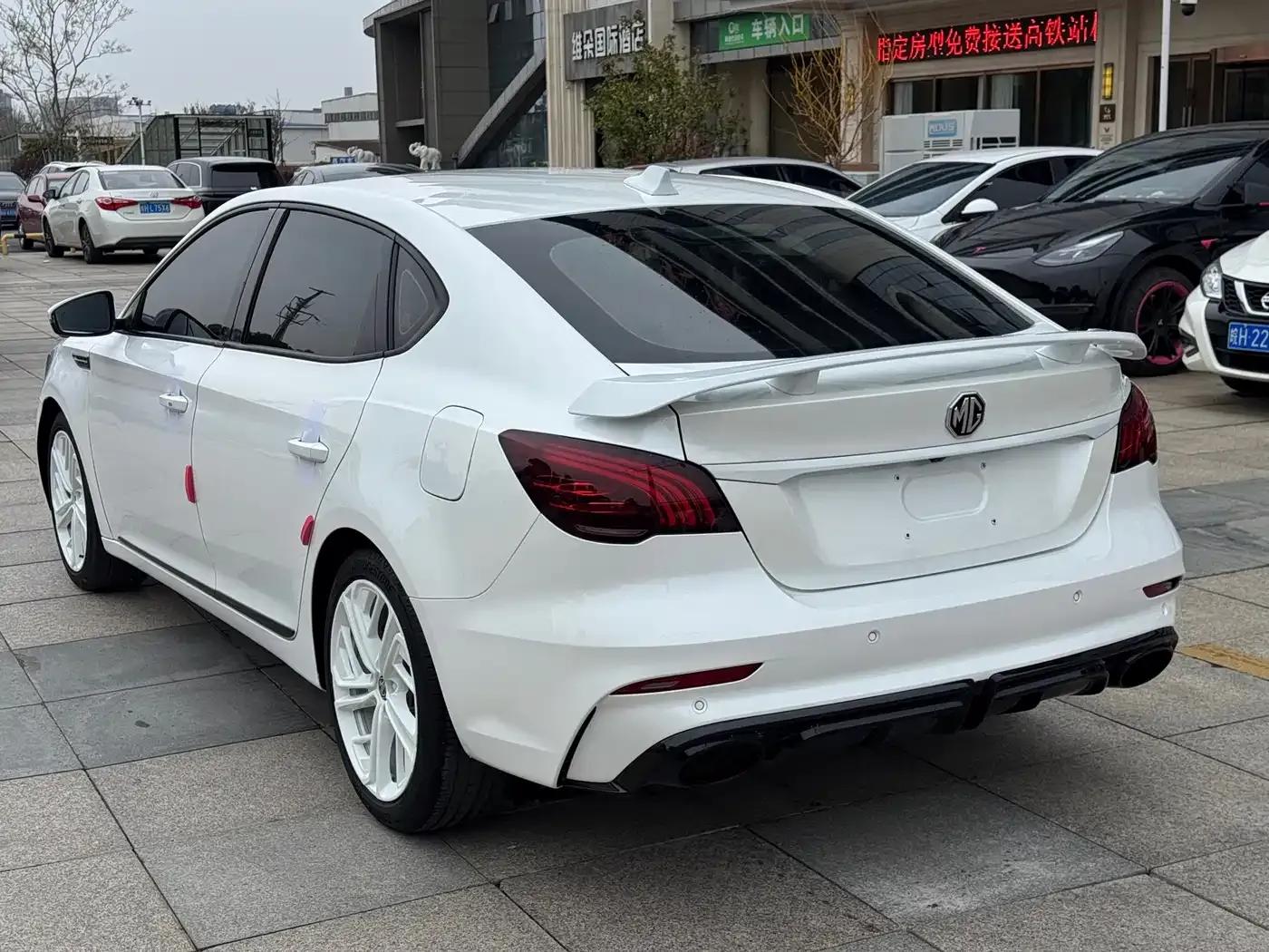 MG6 PHEV 2020 1.5T Hybrid Trophy Intelligent Driving Flagship Edition — миниатюра 26