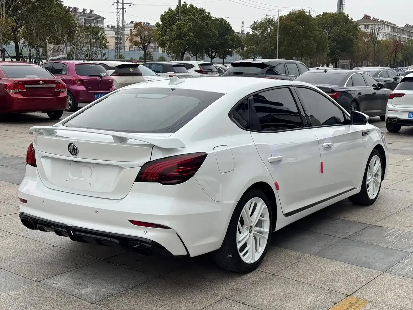MG6 PHEV 2020 1.5T Hybrid Trophy Intelligent Driving Flagship Edition — миниатюра 27