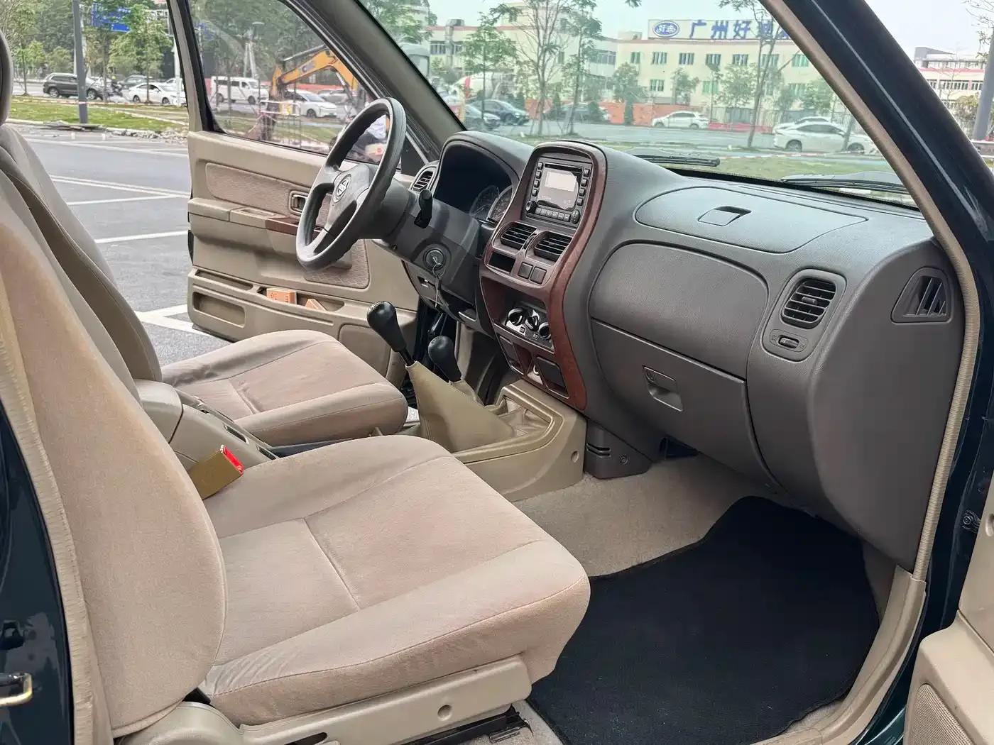 Nissan D22 2013 2.4L Gasoline 4WD Standard Model — миниатюра 22