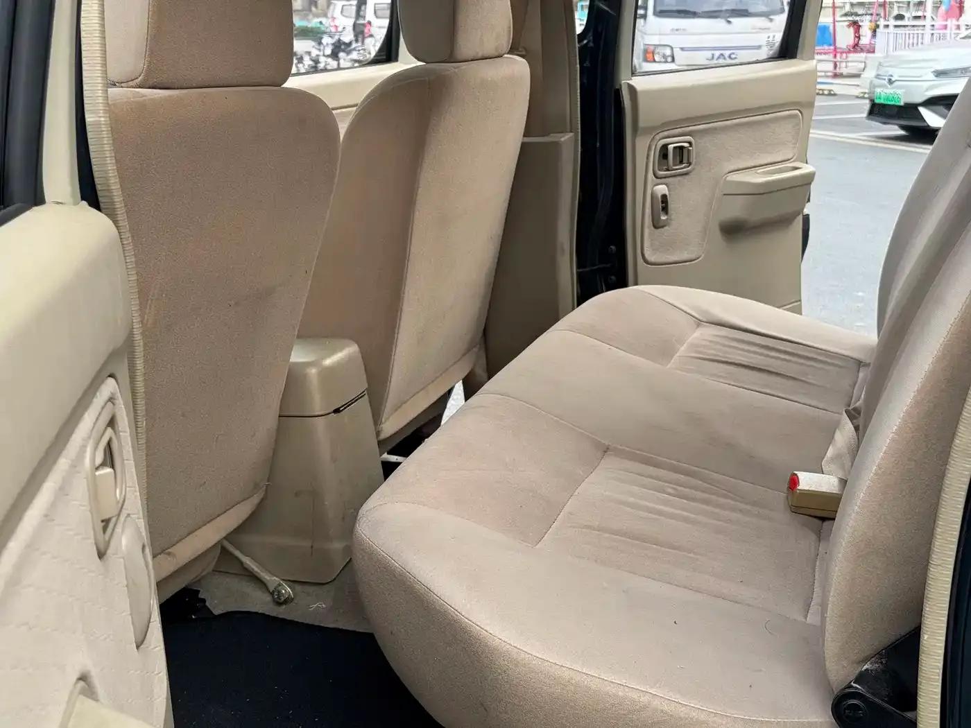 Nissan D22 2013 2.4L Gasoline 4WD Standard Model — миниатюра 24