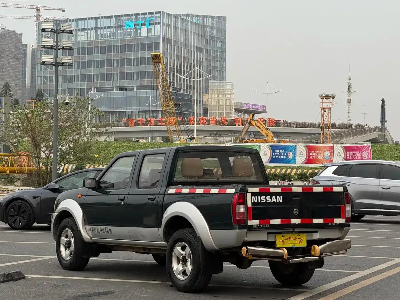Nissan D22 2013 2.4L Gasoline 4WD Standard Model — миниатюра 7