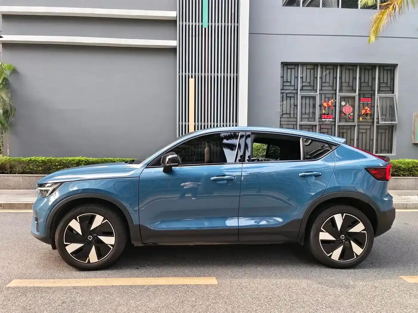 Volvo C40 2024 Long Range PRO — миниатюра 4