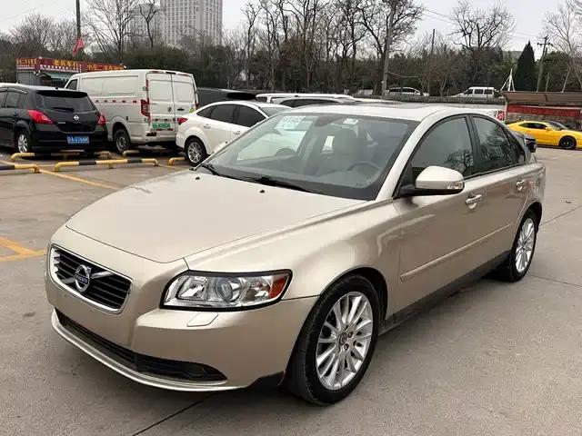Volvo S40 2012 2.0L Automatic Premium Edition