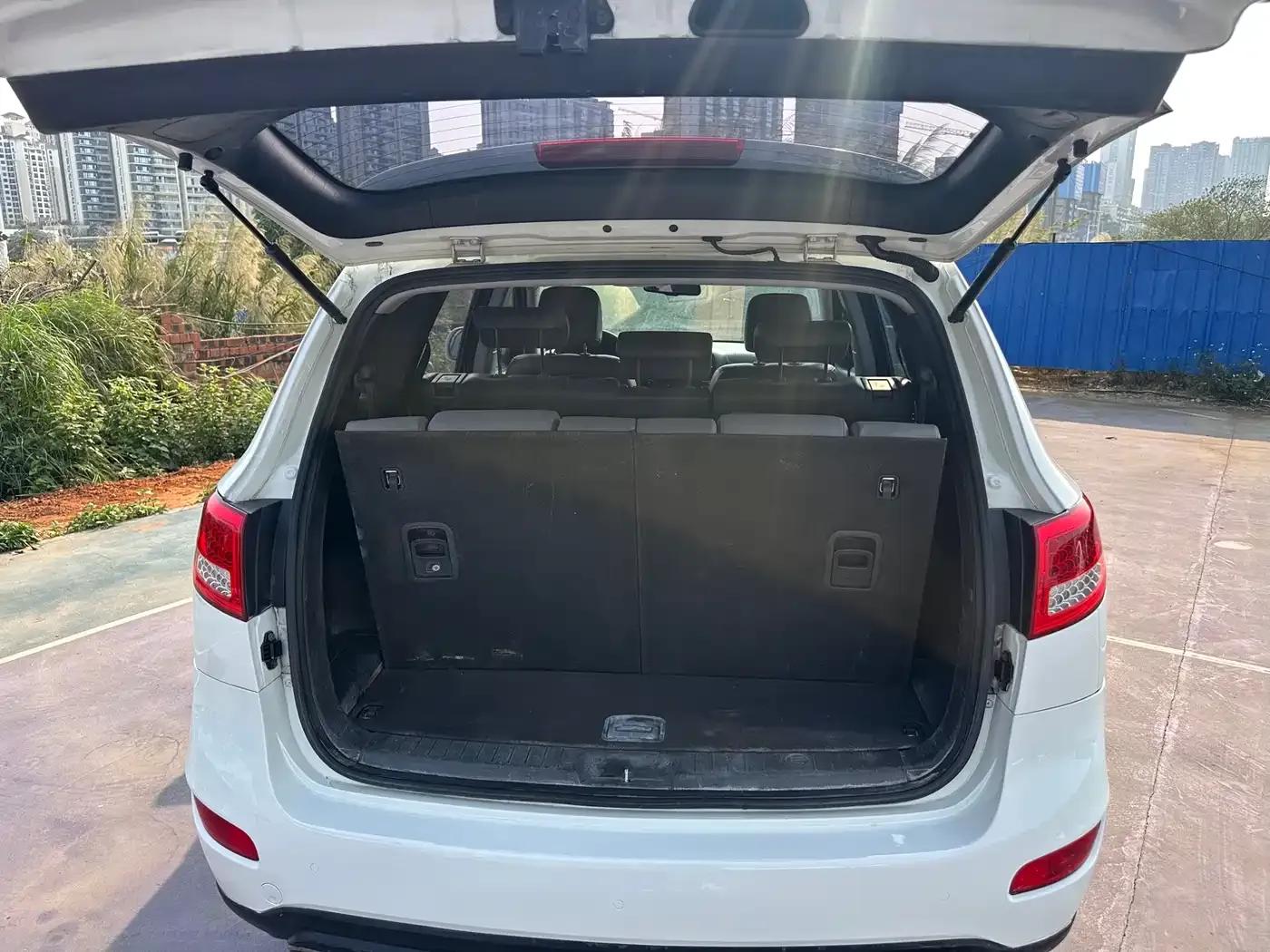 Santa Fe Classic 2012 2.4 Supreme Edition 7-Seat 4WD — миниатюра 12