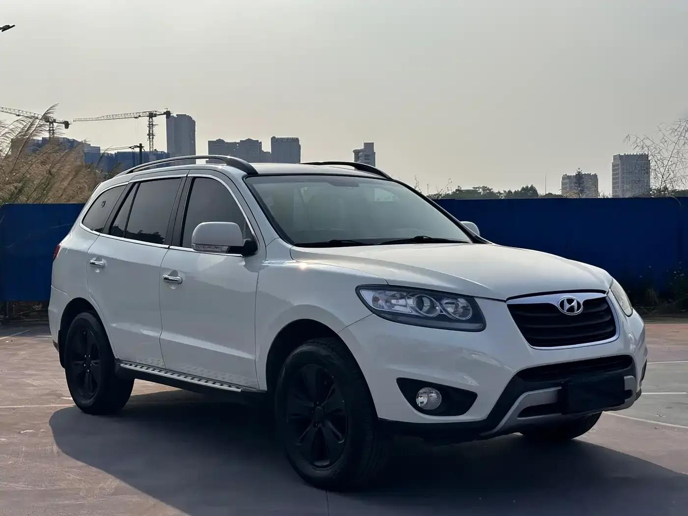 Santa Fe Classic 2012 2.4 Supreme Edition 7-Seat 4WD — миниатюра 3