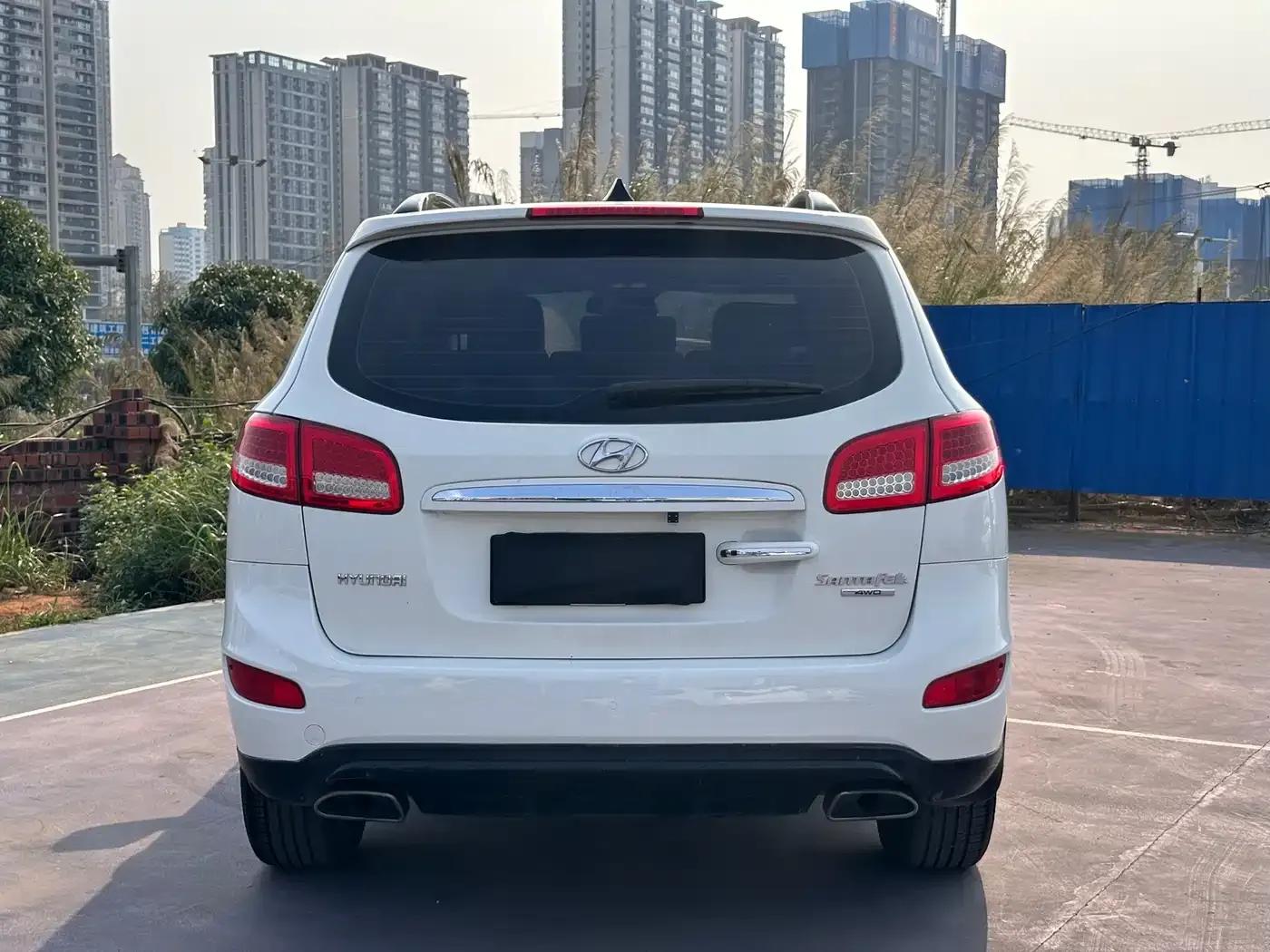 Santa Fe Classic 2012 2.4 Supreme Edition 7-Seat 4WD — миниатюра 4