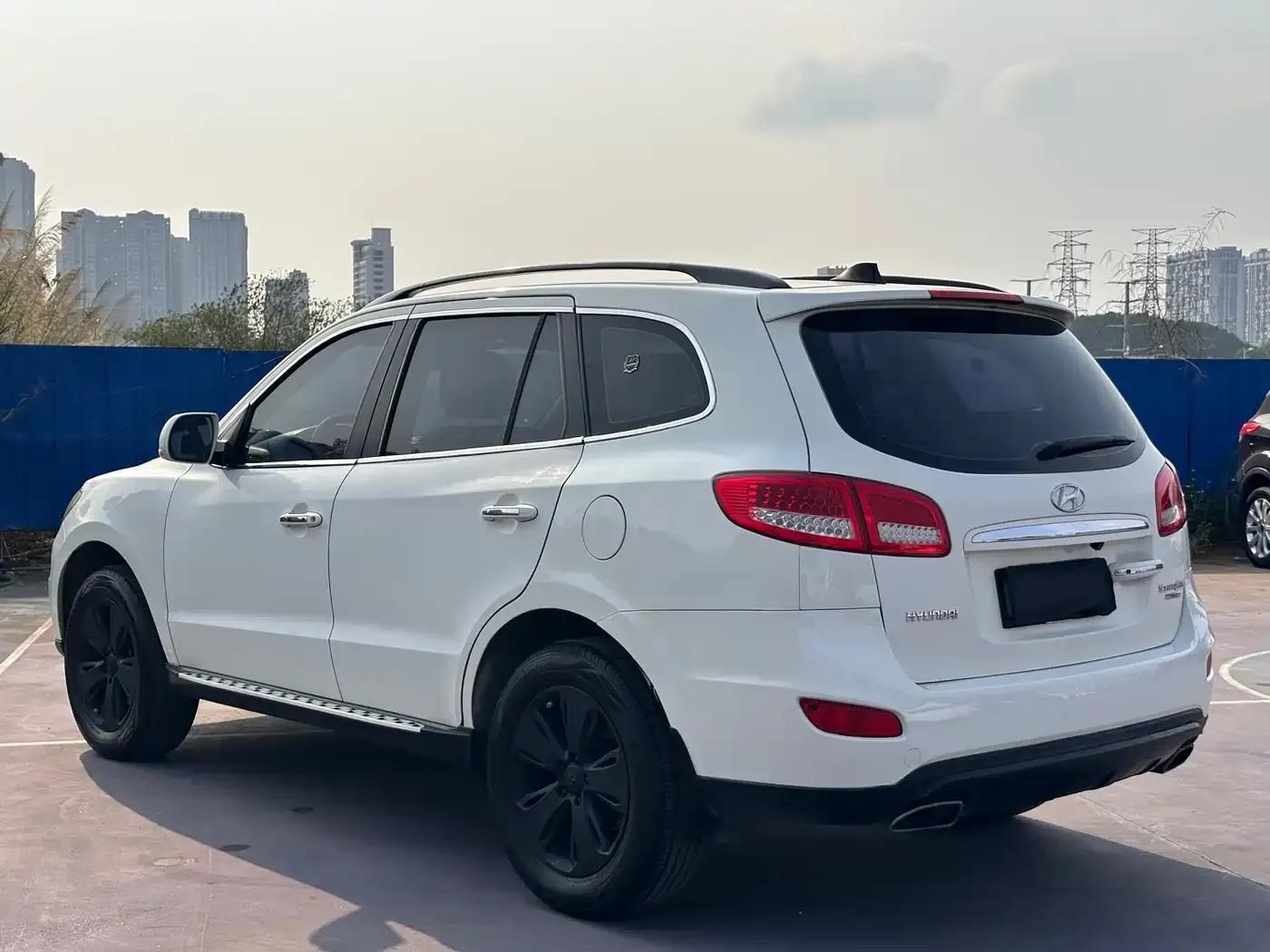 Santa Fe Classic 2012 2.4 Supreme Edition 7-Seat 4WD — миниатюра 5
