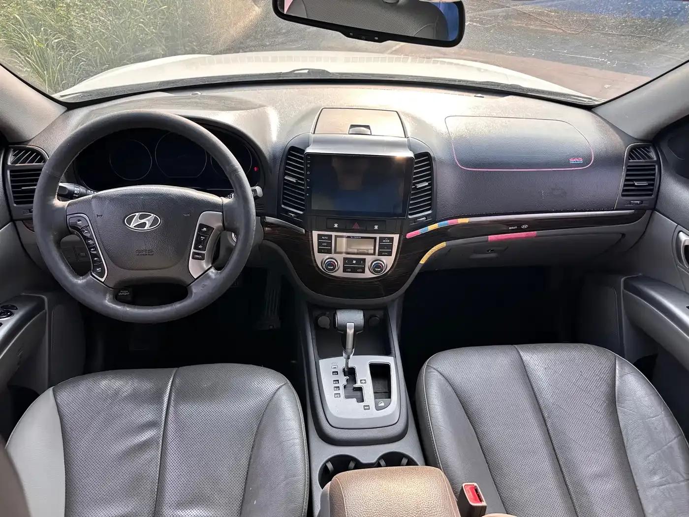 Santa Fe Classic 2012 2.4 Supreme Edition 7-Seat 4WD — миниатюра 8