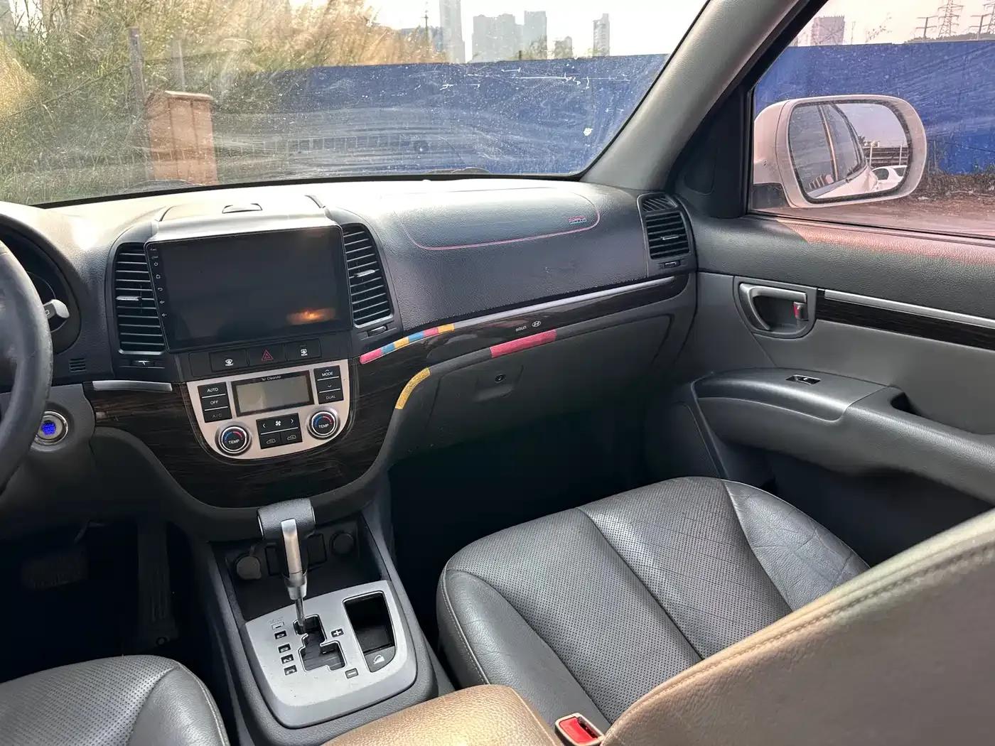 Santa Fe Classic 2012 2.4 Supreme Edition 7-Seat 4WD — миниатюра 10