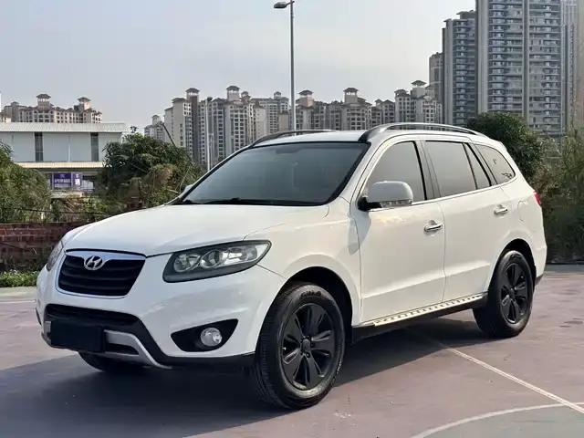 Santa Fe Classic 2012 2.4 Supreme Edition 7-Seat 4WD