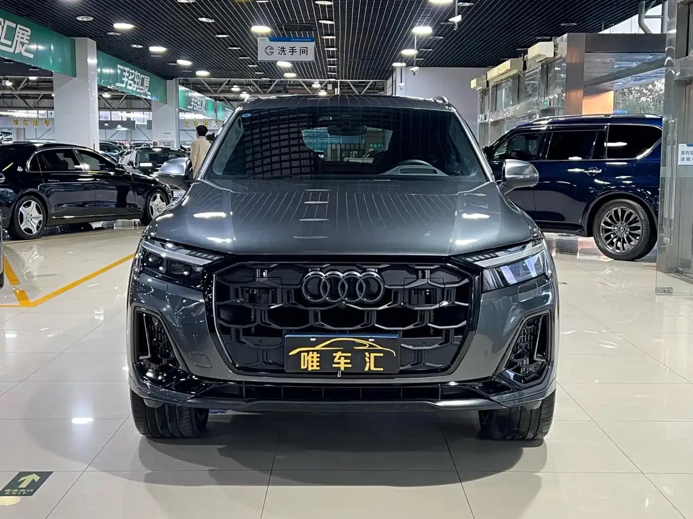 Audi SQ7 2024 4.0 TFSI — миниатюра 2