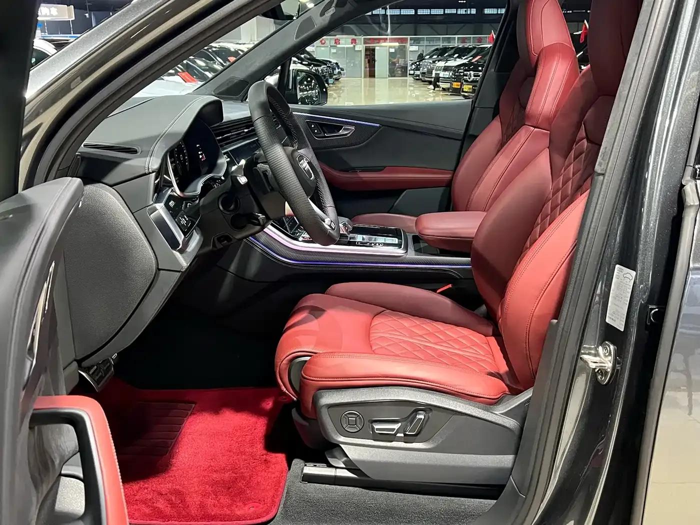 Audi SQ7 2024 4.0 TFSI — миниатюра 12
