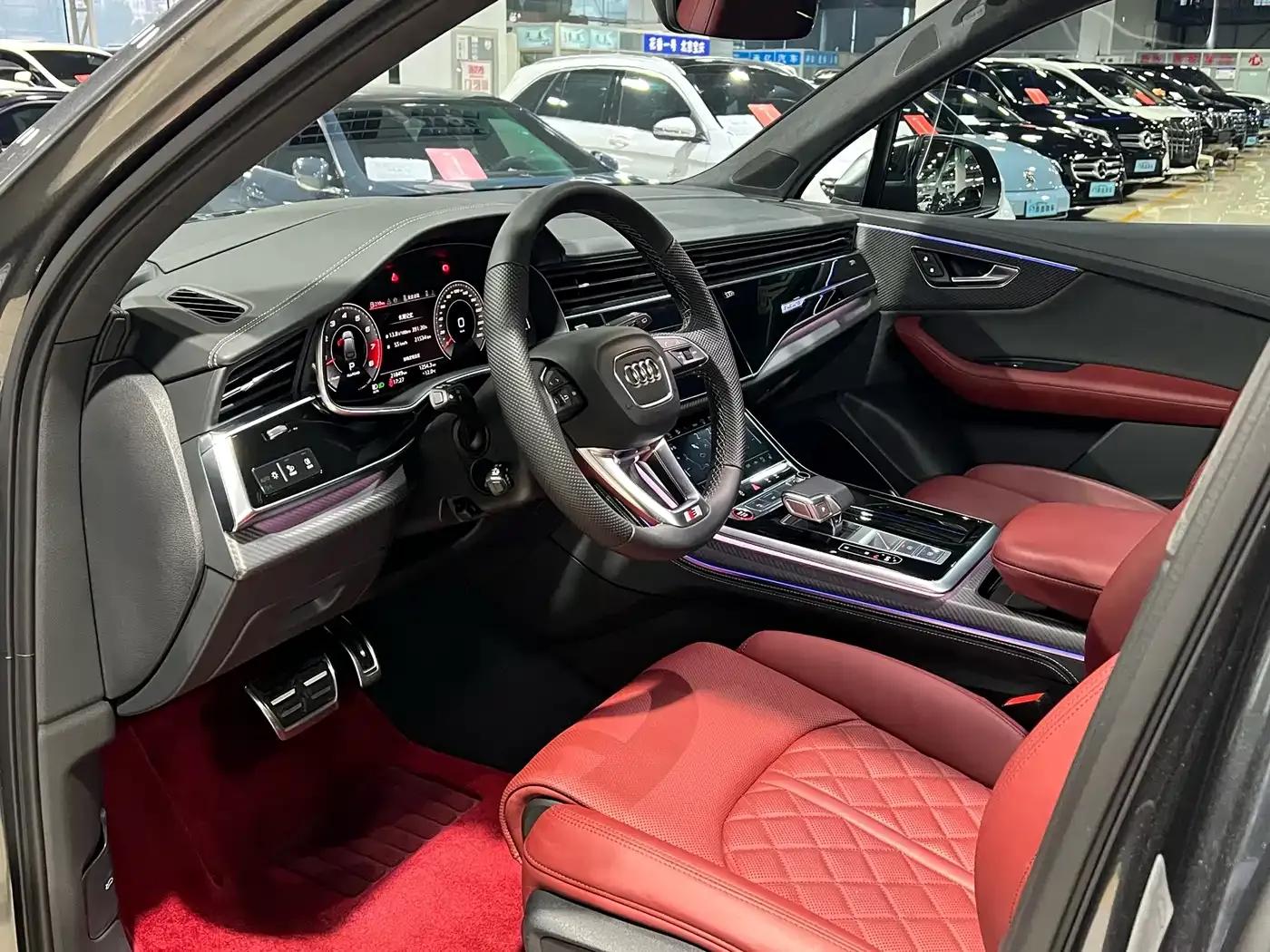 Audi SQ7 2024 4.0 TFSI — миниатюра 13
