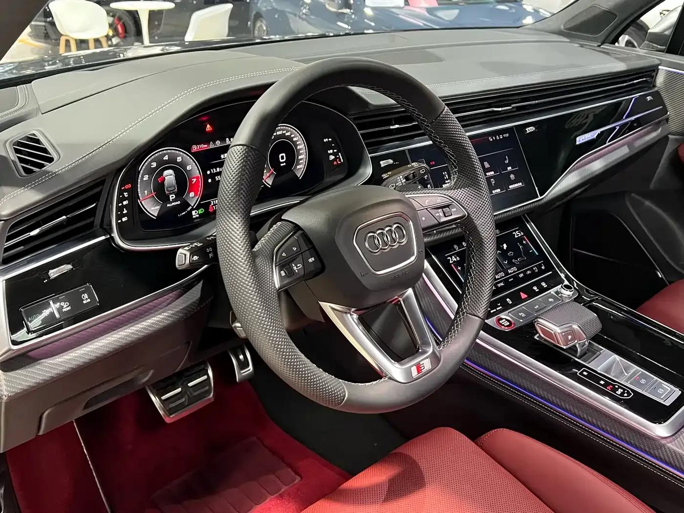 Audi SQ7 2024 4.0 TFSI — миниатюра 14