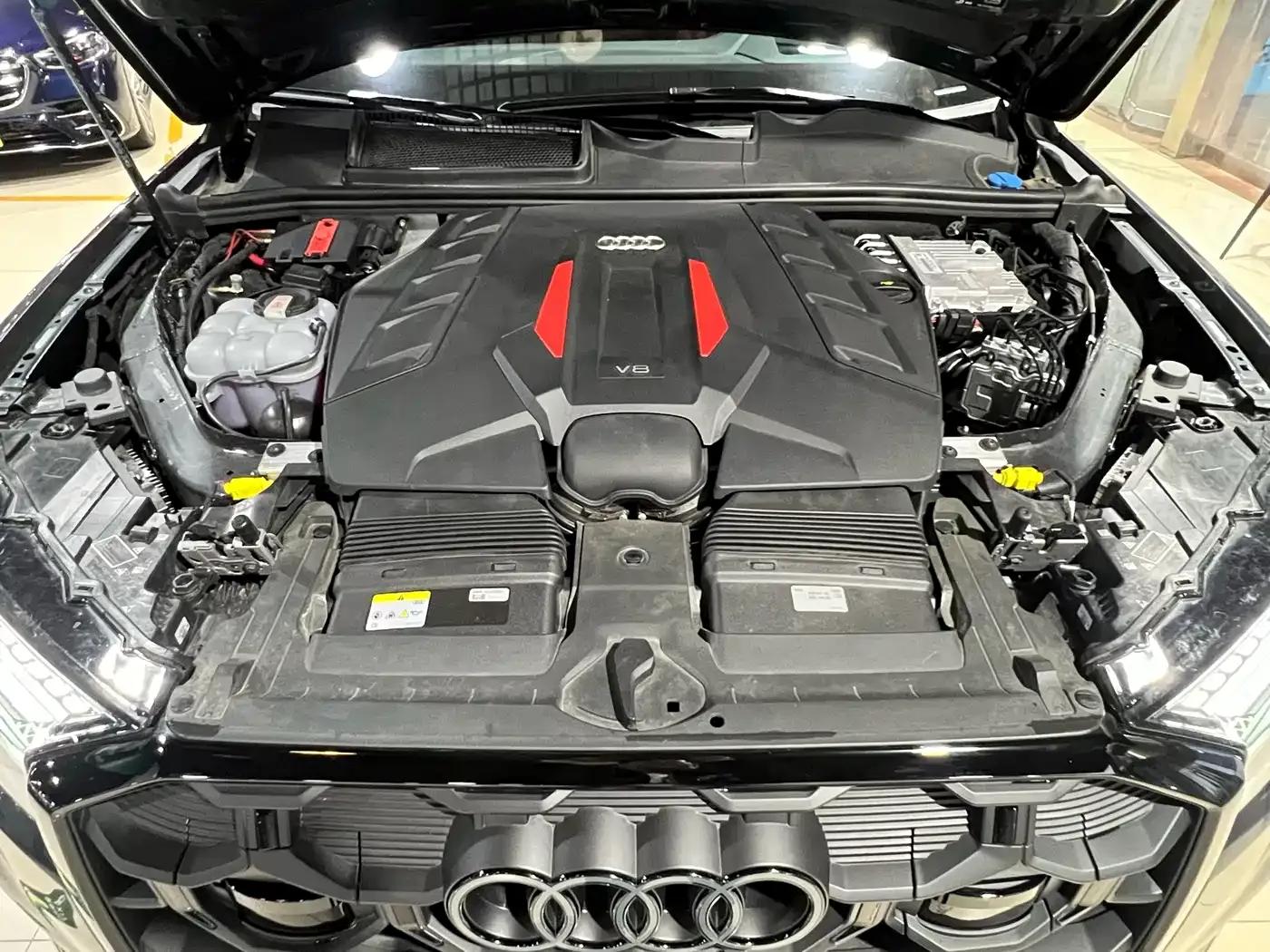 Audi SQ7 2024 4.0 TFSI — миниатюра 27