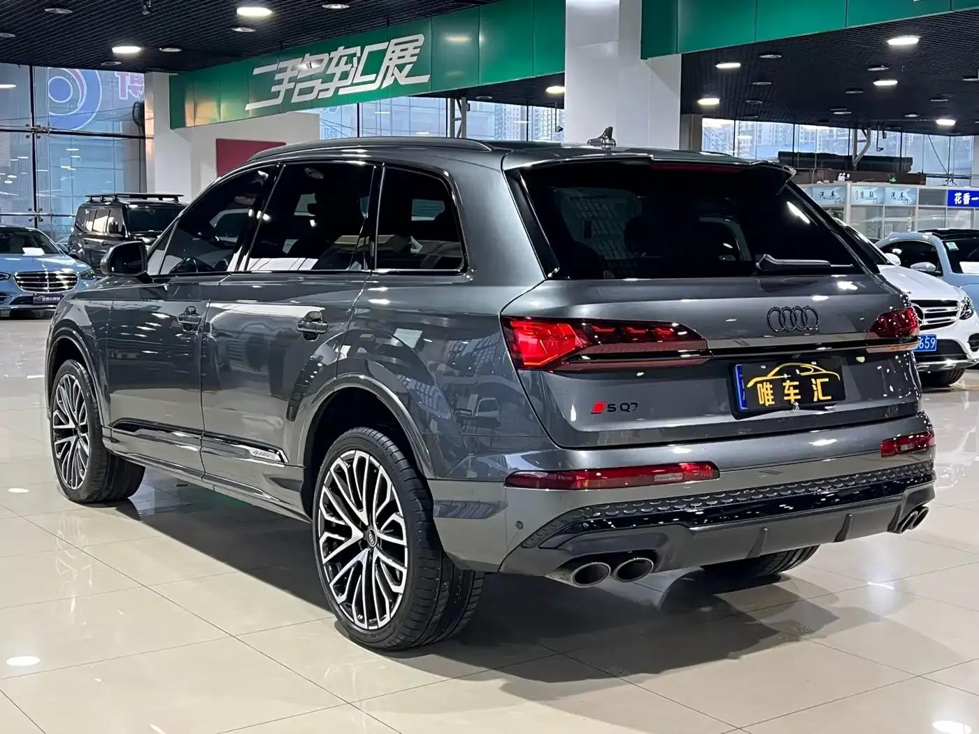 Audi SQ7 2024 4.0 TFSI — миниатюра 6