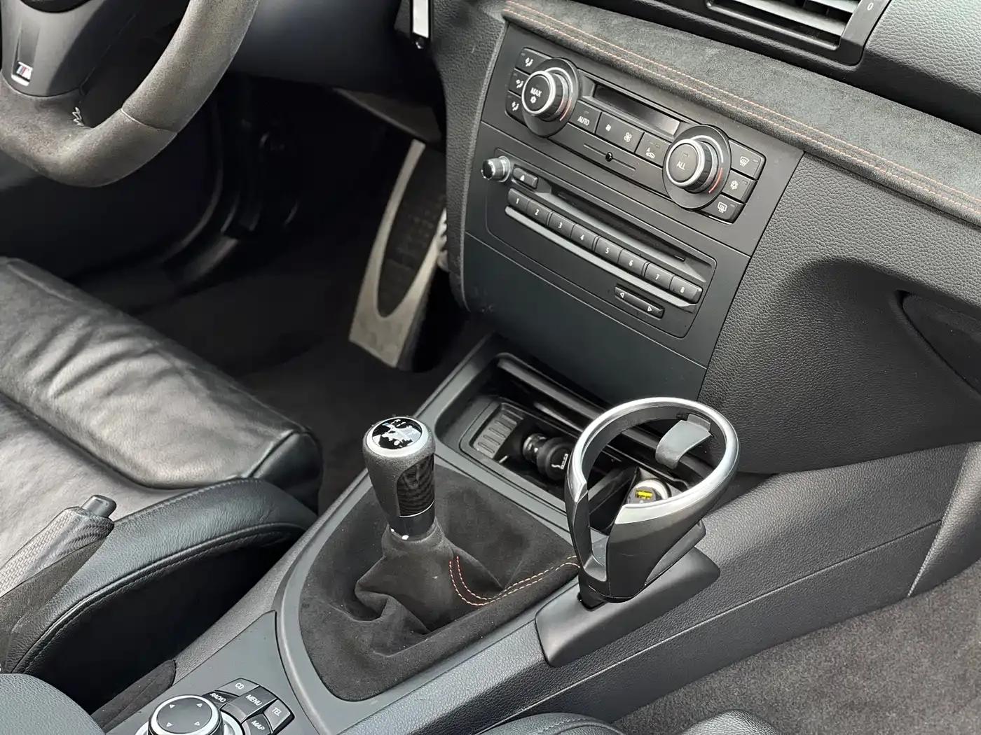 2011 BMW 1 Series M Coupe — миниатюра 13