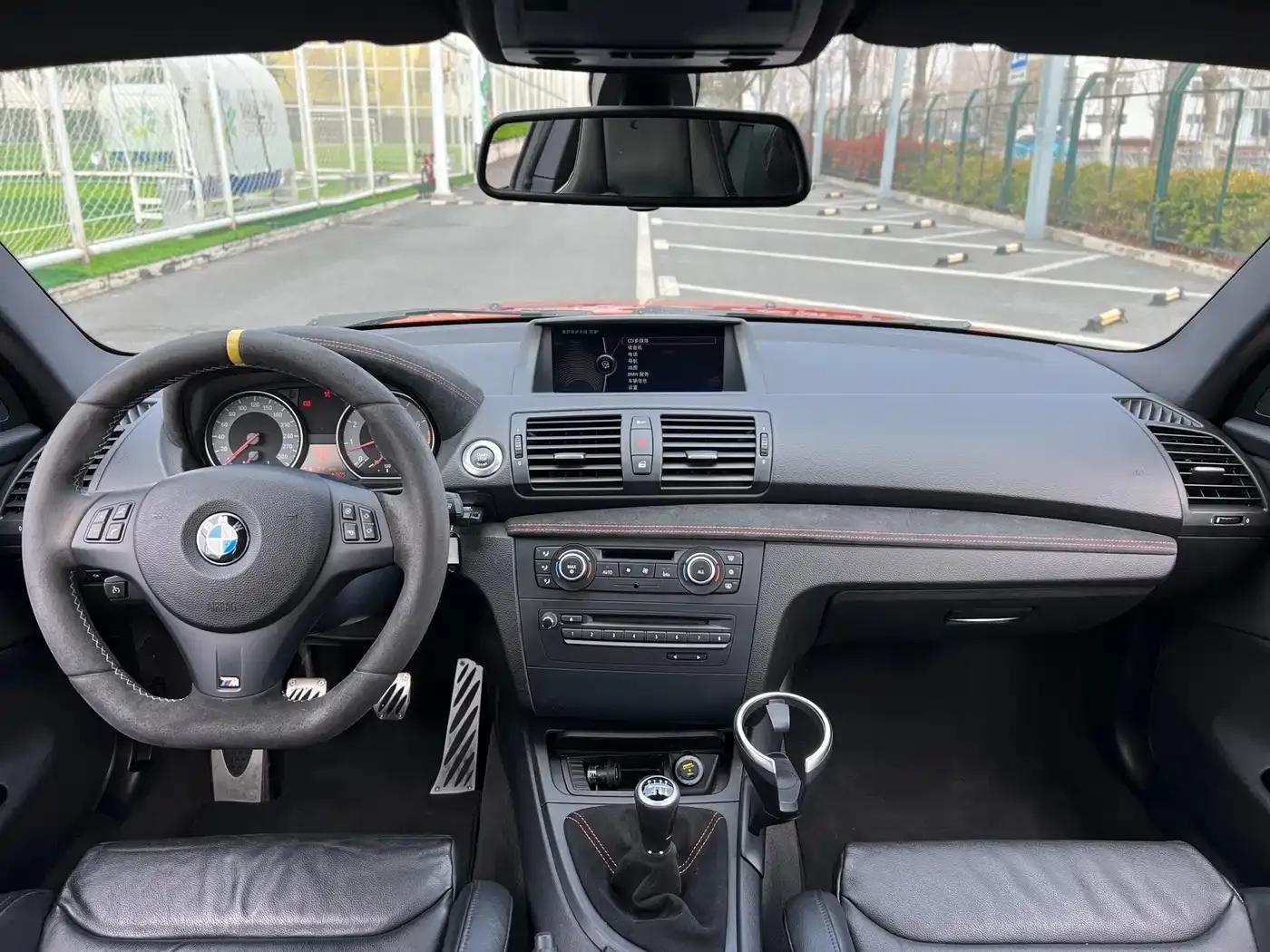 2011 BMW 1 Series M Coupe — миниатюра 15