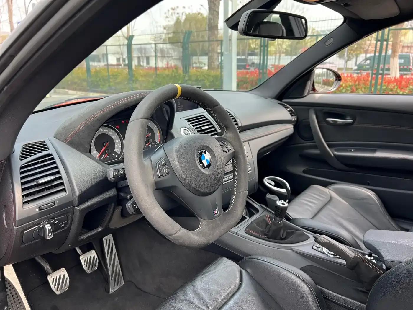 2011 BMW 1 Series M Coupe — миниатюра 9