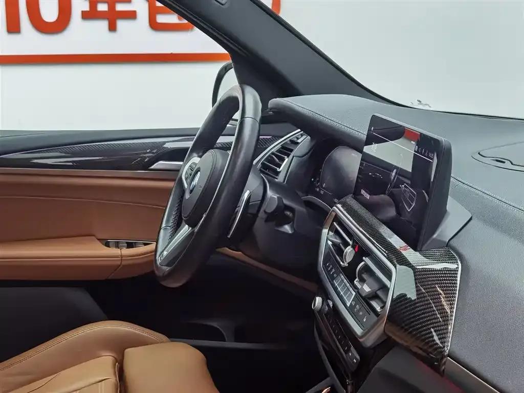 2022 BMW X3 M40i — миниатюра 22